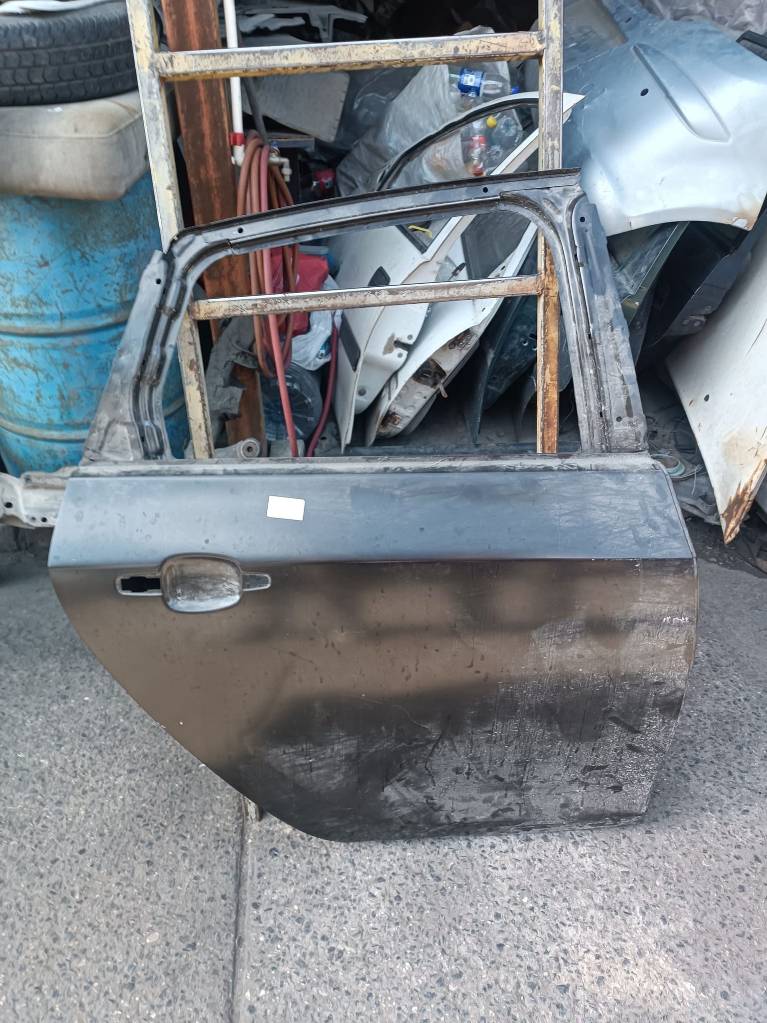 Opel Astra j sıfır orijinal sağ arka kapı hatasız